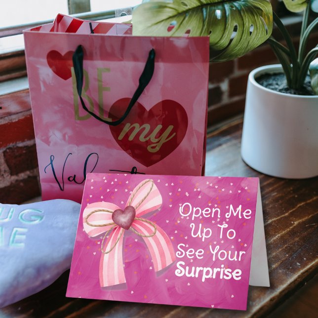 Tarjeta Festiva El día de San Valentín Sweet Surprise (Subido por el creador)