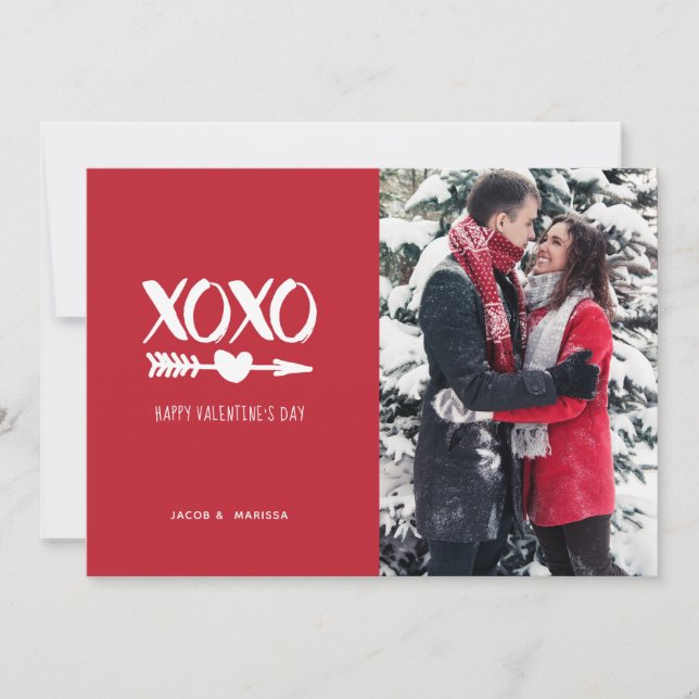 Tarjeta Festiva El día de San Valentín XOXO blanco y rojo (Anverso)