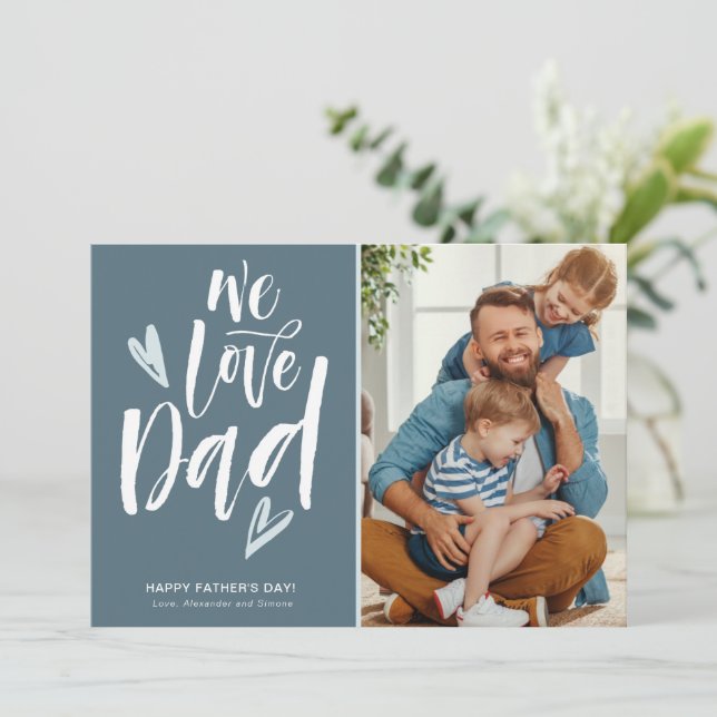 Tarjeta Festiva El Día del Padre que amamos la foto de papá (Anverso de pie)