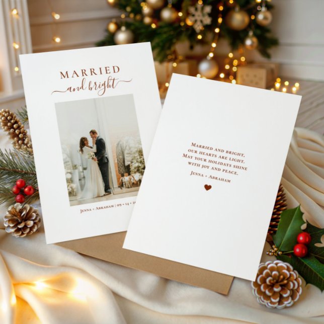 Tarjeta Festiva Elegant Script Married and Bright Photo and Heart (Subido por el creador)
