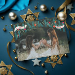 Tarjeta Festiva Elegante foto de Hanukkah escrita a mano por Serif<br><div class="desc">Elegante serbio con letras a mano "hanukkah" con granadas y flores con "Happy" y "with love" en cintas. Gráfico original de Becky Nimoy. Foto cortesía de unsplash; en turquesa</div>