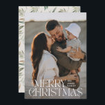 Tarjeta Festiva Elegante foto moderna mínima crema botánica<br><div class="desc">Elegante foto moderna minimalista nata color nata color agua tipografía botánica Feliz Navidad tarjeta plana.</div>