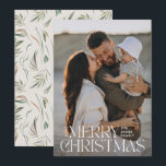 Tarjeta Festiva Elegante foto moderna mínima crema botánica<br><div class="desc">Elegante foto moderna minimalista nata color nata color agua tipografía botánica Feliz Navidad tarjeta plana.</div>