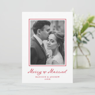 Tarjeta Festiva Elegante Lazo Rojo de Casada y Alegre Foto de Reci