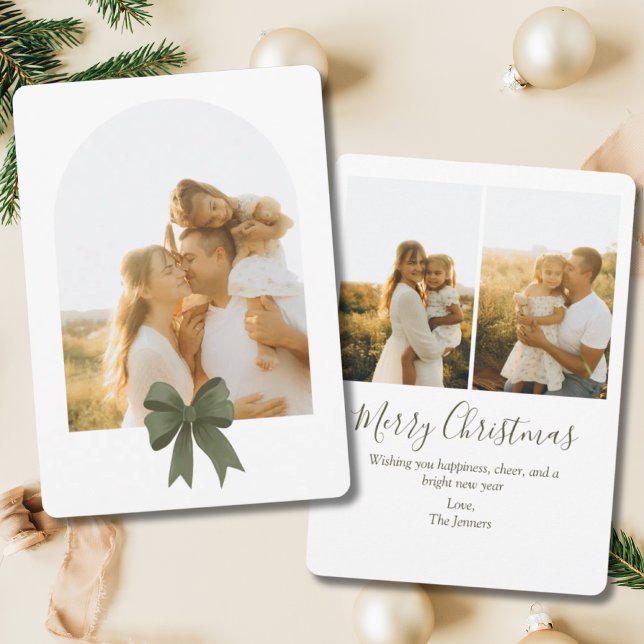 Tarjeta Festiva Elegante Navidades de la familia Green Bow Arch 3  (Coquette Green Bow 3-Photo Holiday Card)