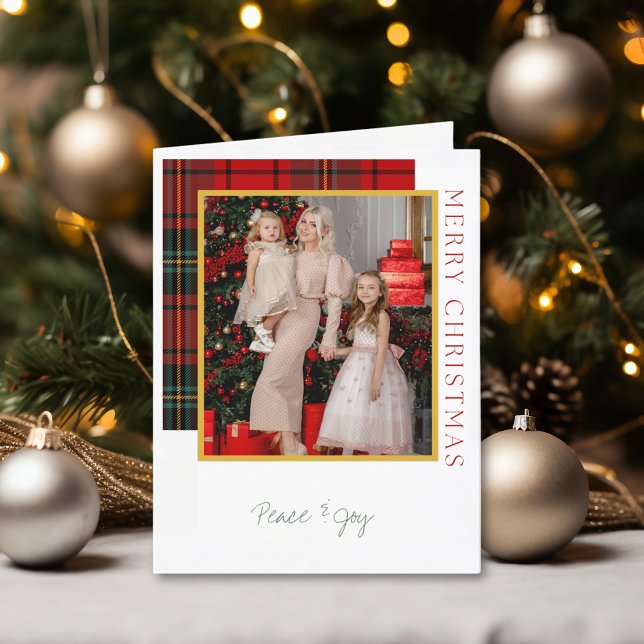 Tarjeta Festiva Elegante Navidades retorcidos de fotografía modern (Elegant Plaid Modern Photo Folded Christmas Holiday Card)