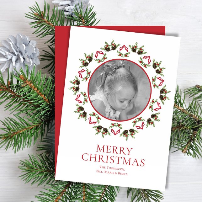 Tarjeta Festiva Elegante Pinecone Holly Mandala Greenery 1 Foto (Christmas red and green foliage photo card template. )