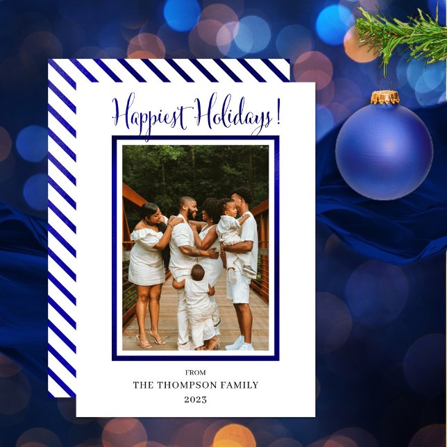 Tarjeta Festiva Elegante Relieve metalizado de Faux Clásico Foto D (Wish your friends and family "Happiest Holidays" with this royal blue photo design!)
