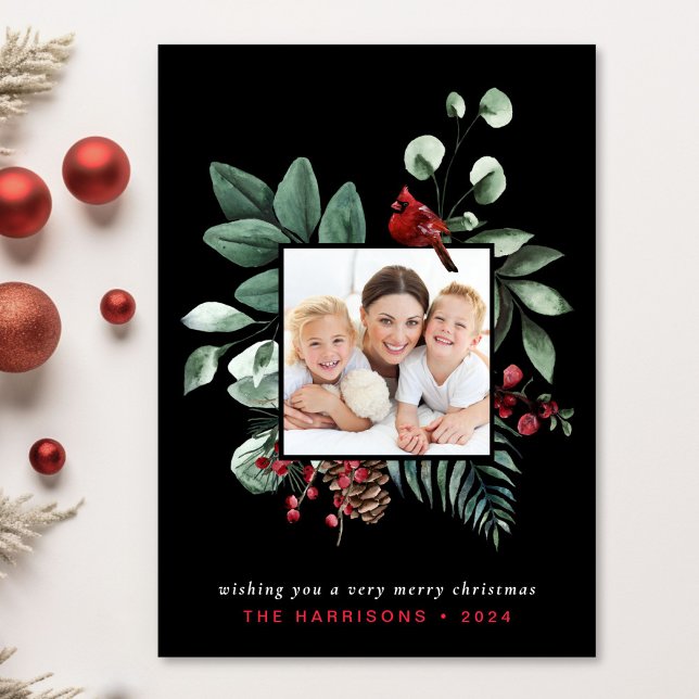 Tarjeta Festiva Elegantes Navidades Cardenales Rojos Foto Negra (Share the love and warmth of the holiday season with this personalized photo Christmas card)