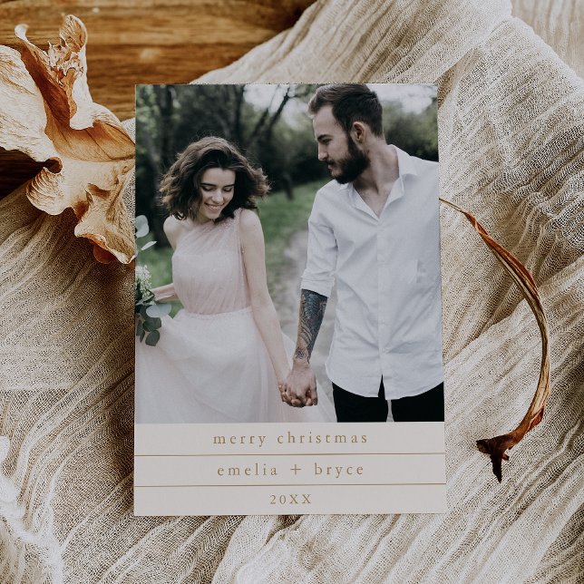 Tarjeta Festiva EMELIA Gold Fotografía familiar simple Feliz Navid (EMELIA Gold Simple Family Photo Merry Christmas Holiday Card)