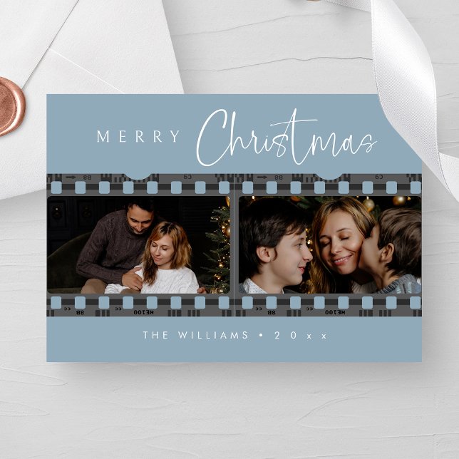 Tarjeta Festiva Encantadora foto de Navidades azul turbio (Personalized Enchanting Dusty Blue Christmas Photo Holiday Card)
