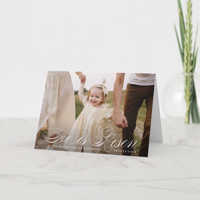 Tarjeta Festiva Es una foto de Pascua con guión en Risen (Anverso)