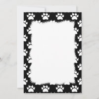 Estampados en negro y blanco de huellas de patas d