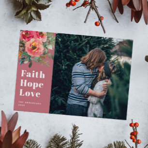 Tarjeta Festiva Faith Hope Love. Foto religiosa con motivos floral