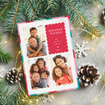 Tarjeta Festiva FAMILIA MULTI FOTO moderna mínima frontera rosada<br><div class="desc">por kat massard >>> WWW.SIMPLYSWEETPAPERIE.COM<<< An elegant card design featuring quote that you can change yourself! White geometric border on the backside, giving you the opportunity to handwrite a personal message or place a full portrait photo. NOTE >> Póngase en contacto conmigo kat@simplysweetpaperie.com si necesita ayuda para redimensionar sus fotos...</div>
