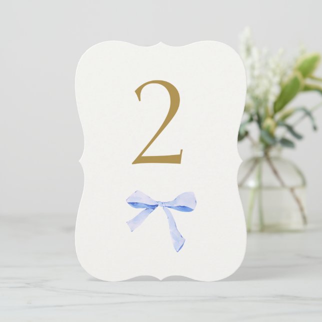 Tarjeta Festiva Faux Gold | Número de tabla del Boda de cinta azul (Anverso de pie)