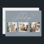 Tarjeta Festiva Felices vacaciones Dusty Blue Multi Collage de fot<br><div class="desc">Crea hermosos recuerdos esta temporada de vacaciones con esta tarjeta multifoto de vacaciones de collage. Esta tarjeta contiene un guión minimalista moderno con tus fotos favoritas en la parte delantera y una en la parte posterior. Personalice esta tarjeta de personalizable completa con su saludo, mensaje, nombre de familia y año....</div>