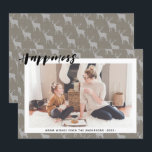 Tarjeta Festiva FELICIDAD RÚSTICA Gris Burlap Simple Script<br><div class="desc">Tarjeta de vacaciones de FELICIDAD Rústica Gris Burlap Simple Script. Envíe personalizable y saludos personalizados de vacaciones a amigos, colegas y familia en festividades de diseño fotográfico simple, moda, elegante y moderno, tarjetas de estilo minimalista natural! Una hermosa caligrafía de "FELICIDAD" enmarca tu foto delante. A continuación, la foto muestra...</div>