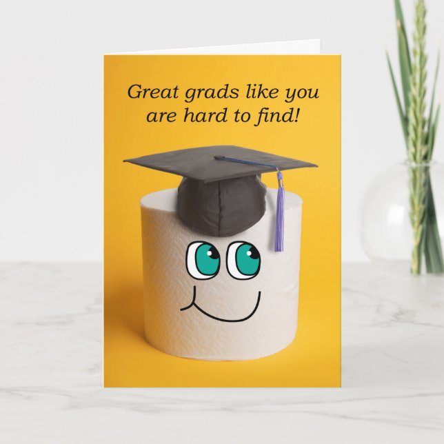 Tarjeta Festiva Felicidades por el papel higiénico graduado en Cap (Anverso)