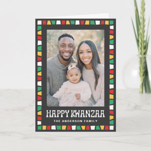 Tarjeta Festiva Feliciz Kwanzaa rojo verde amarillo borde mosaico 
