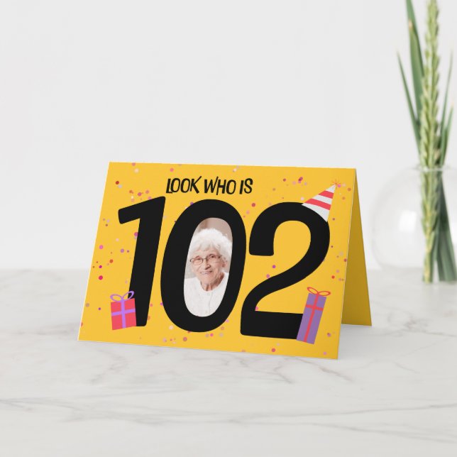 Tarjeta Festiva Feliz 102º cumpleaños marco de imágenes grande 102 (Anverso)