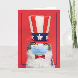 Tarjeta Festiva Feliz 4 de julio, un gato patriótico en la máscara