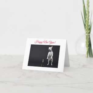 Tarjeta Festiva Feliz año nuevo saltando a bull terrier con champa