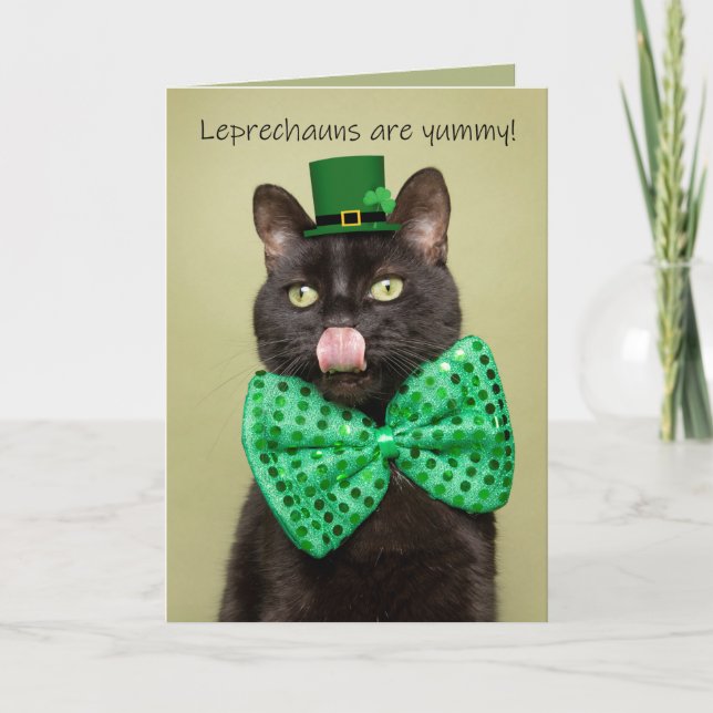 Tarjeta Festiva Feliz Día de San Patricio, divertido gato negro (Anverso)