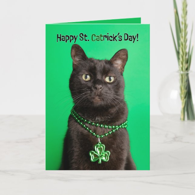 Tarjeta Festiva Feliz día de San Patricio gato en trébol (Anverso)