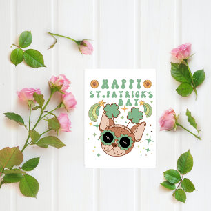 Tarjeta Festiva Feliz día de San Patricio perro lindo con gafas de