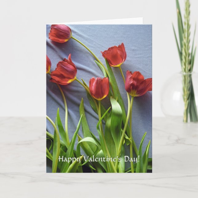Tarjeta Festiva Feliz Día de San Valentín, tulipanes rojos saludan (Anverso)