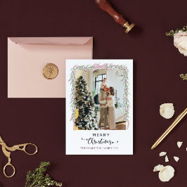 Tarjeta Festiva Feliz guión navideño rosado Bow Garland Photo