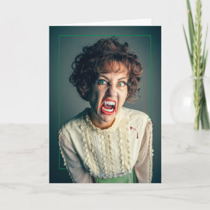 Tarjeta Festiva Feliz Halloween a cualquieraVampiresa Femenina Cam