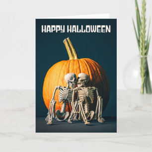Tarjeta Festiva Feliz Halloween Romántico Dos Esqueletos Besándose