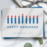 Tarjeta Festiva Feliz Hanukkah Modernas y simples luces de velas<br><div class="desc">El diseño se compone de un ilustracion moderno y sencillo con velas. Añade tu nombre,  saludo y año</div>