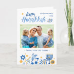 Tarjeta Festiva Feliz Hanukkah Peace Love Latkes Festividad Foto<br><div class="desc">Envíe sus deseos con esta tarjeta de vacaciones fotográfica que incluye un guión de acuarela Happy Hanukkah y velas de Menorah para resaltar su mensaje de bienvenida.</div>