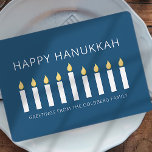 Tarjeta Festiva Feliz Hanukkah | Sencillo y moderno saludo a la ve<br><div class="desc">Se trata de un diseño sencillo,  minimalista y moderno de los candelabros de Menorah o del templo.</div>