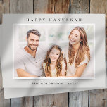 Tarjeta Festiva Feliz Hanukkah simple Personalizado elegante foto<br><div class="desc">El diseño se compone de un fondo simple con una tipografía lúdica. Añade tu apellido,  saludo,  fotos y año</div>