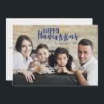 Tarjeta Festiva Feliz Hanukkah Star of David Holiday Photo Card<br><div class="desc">Elegante y lindo Happy Hanukkah Star of David Holiday Photo Card es perfecto para todos tus amigos y familia esta temporada de vacaciones. Personalizar el texto con el nombre de tu familia y el año e intercambia la foto por una foto de tus hijos,  mascota o toda la familia.</div>