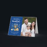 Tarjeta Festiva Festividades judías feliz foto de Hanukkah<br><div class="desc">Envíe sus deseos con esta tarjeta fotográfica de vacaciones que incluye una escritura Hanukkah y símbolos de vacaciones judías acuarelas para resaltar su mensaje de bienvenida.</div>