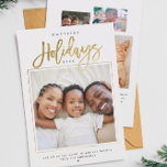 Tarjeta Festiva Festividades más felices Collage de fotos de oro M<br><div class="desc">Minimalista tarjeta de vacaciones de fotografía familiar en un diseño moderno de escritura tipografía leyendo FESTIVOS MÁS FELICES con tu mensaje personalizado y tu foto favorita enmarcada con un esquema de oro impreso. Trae alegría a tus seres queridos con esta adorable, simple, moderna y sobria papelería. En la parte posterior...</div>
