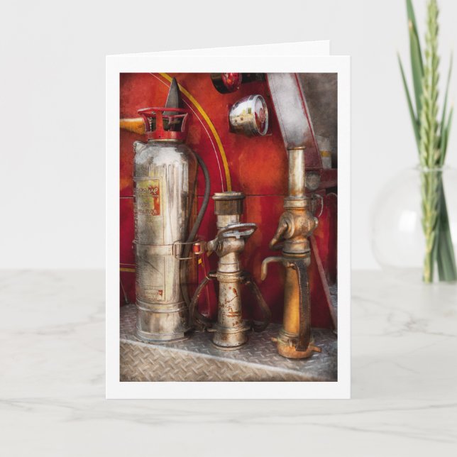 Tarjeta Festiva Fireman - Combatiendo incendios (Anverso)