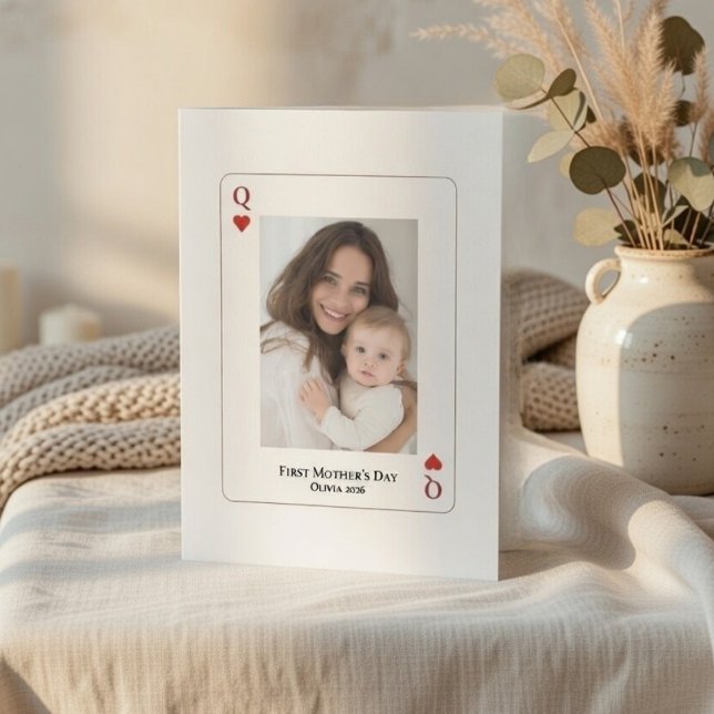 Tarjeta Festiva First Mother’s Day 2026 Card | Personalized Mom  (Subido por el creador)