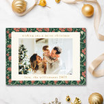 Tarjeta Festiva Floral roja verde vintage silenció a dos Navidades<br><div class="desc">Vintage Green Red Floral silenciada dos tarjetas de vacaciones para Navidades fotográficos</div>