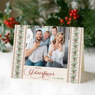 Tarjeta Festiva Foto con borde elegante de pino y acebo en acuarel