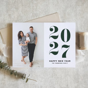 Tarjeta Festiva Foto de Año Nuevo 2027 con tipografía negra verde