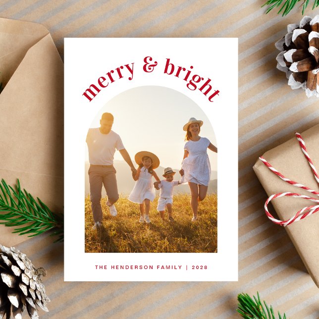 Tarjeta Festiva Foto de Arco Familiar de Merry Bright Navidades (Capture the essence of the holiday season and share the warmth of your love and laughter)