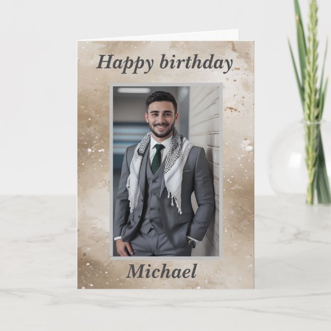 Tarjeta Festiva Foto De Él Feliz Cumpleaños Deseos De Biege (Anverso)