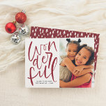 Tarjeta Festiva Foto de feriado de Navidades Maravillosos con letr<br><div class="desc">¡Es la época más maravillosa del año! Esta bonita tarjeta de fotos de Navidad muestra "maravilloso" escrito en caligrafía moderna con letras a mano con tu saludo de elección, nombre de familia y el año siguiente. A la derecha, hay un espacio para poner tu imagen favorita de este año. Las...</div>