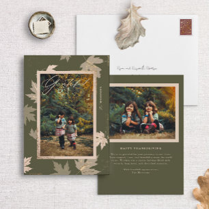 Tarjeta Festiva Foto de hoja de otoño agradecida con rejilla verde